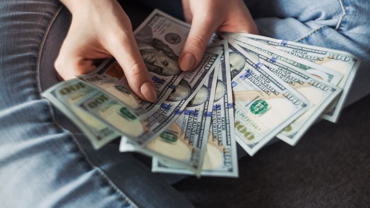 Bootstrapping vs. Venture Capital: Which is Right for Your Startup?